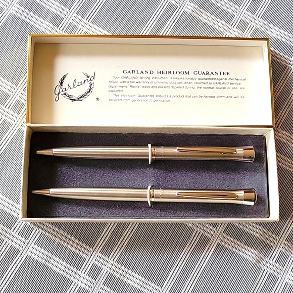 Vintage Garland BP Pen & Pencil Set